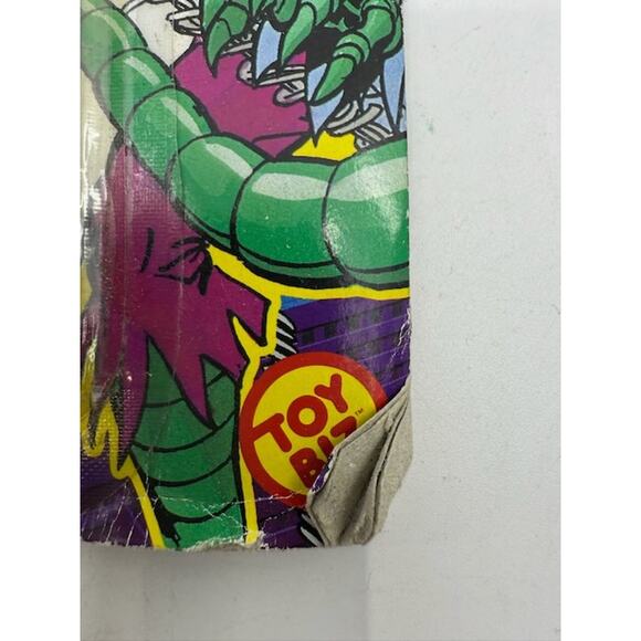 NEW Toy Biz Vulture Vs Spider-Man Web of Steel Die Cast Mini Action Figure - Picture 5 of 7